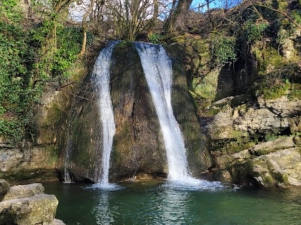Escapes Beyond the Library: Outdoor Gems Around&nbsp;Leeds